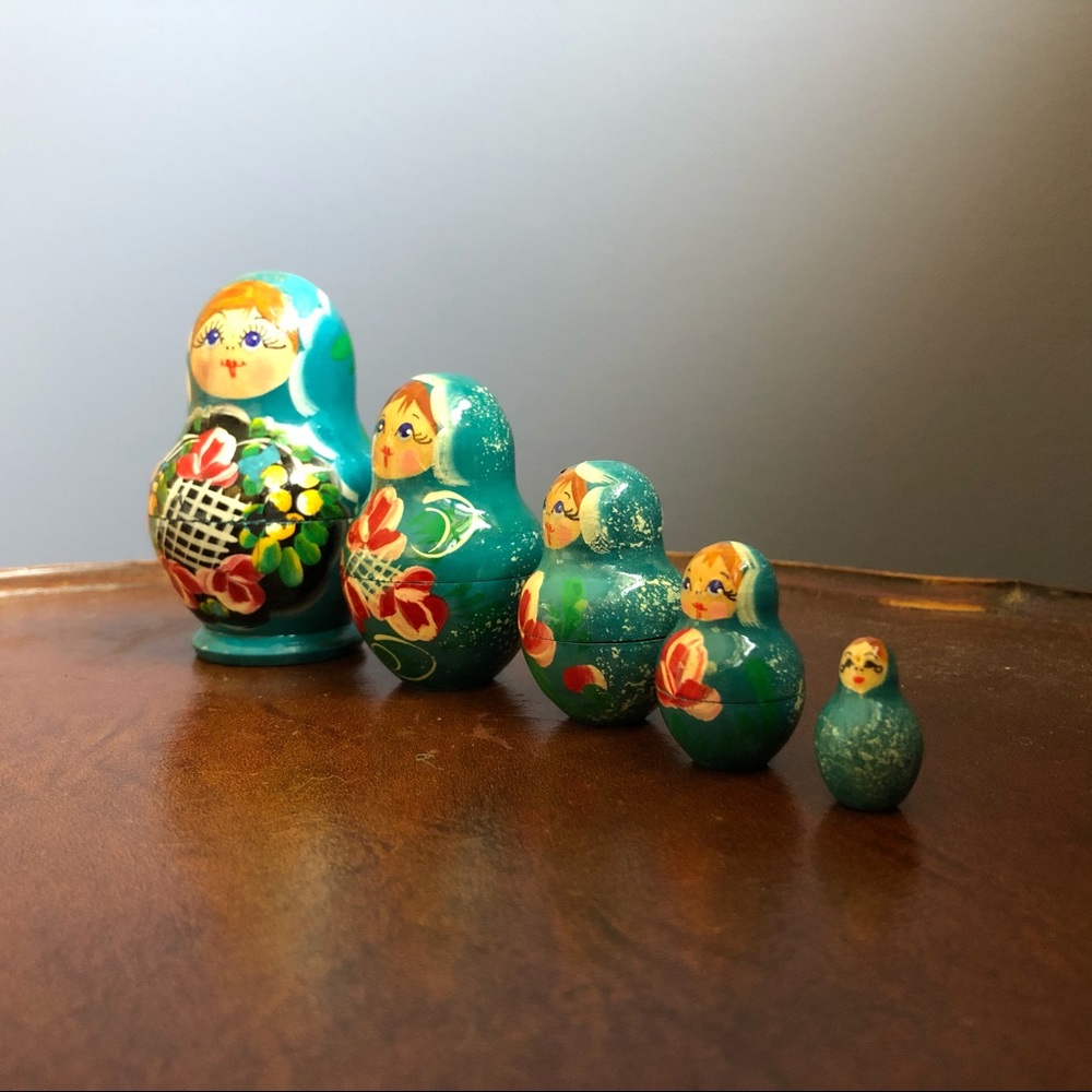 Matryoska Russian Nesting Dolls - Picture 10 of 14